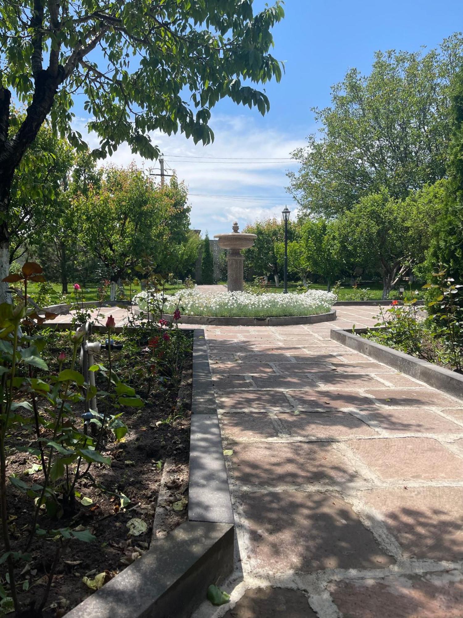 In Gyumri Hotel Bagian luar foto