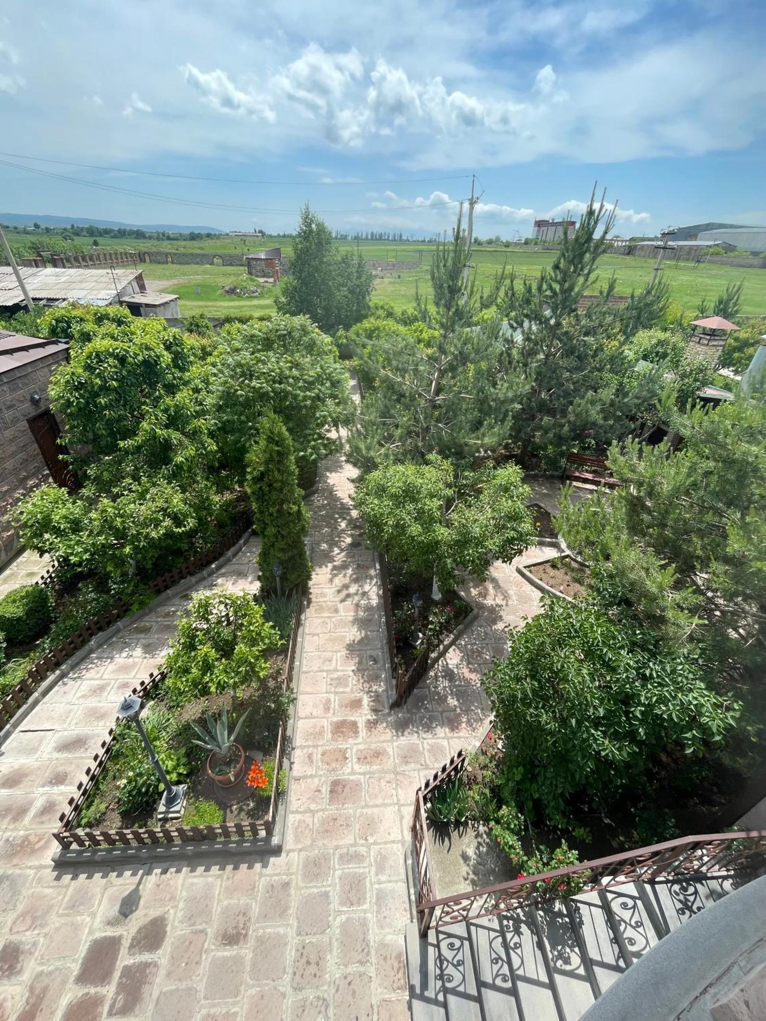 In Gyumri Hotel Bagian luar foto